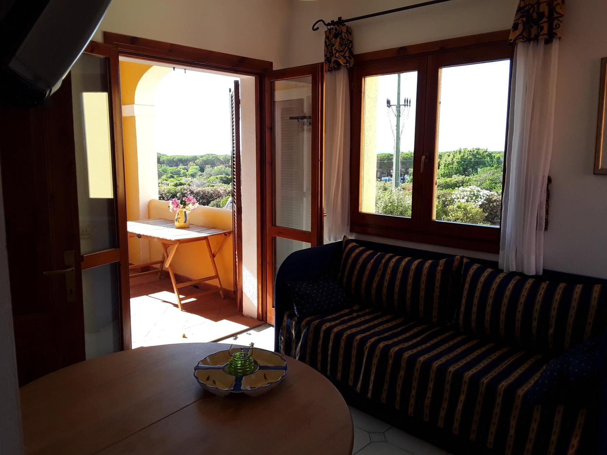 Sardinia Beach Apartments Алиенту Екстериор снимка