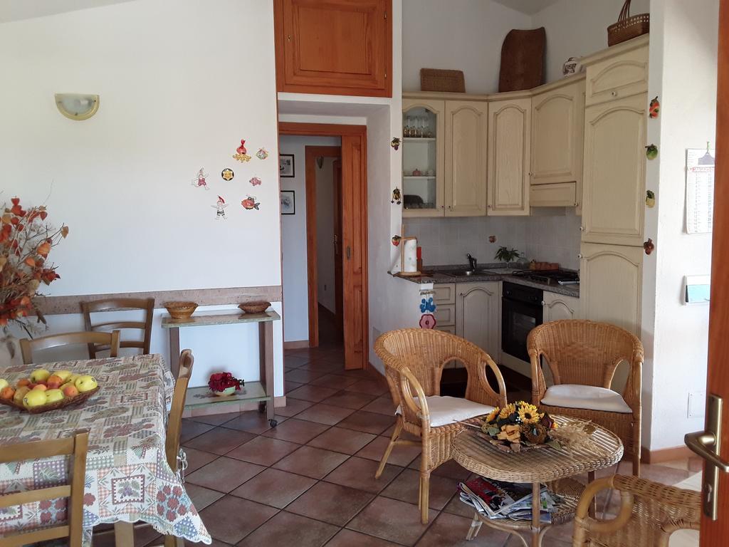 Sardinia Beach Apartments Алиенту Екстериор снимка