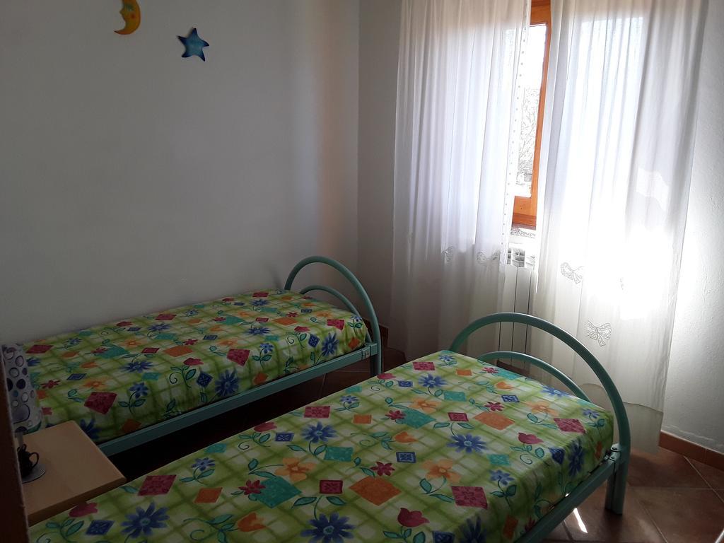 Sardinia Beach Apartments Алиенту Екстериор снимка