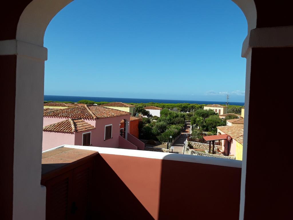 Sardinia Beach Apartments Алиенту Екстериор снимка